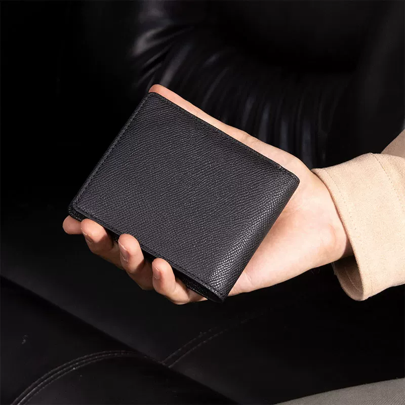 HANATORA Men's short leather capacious wallet, genuine leather