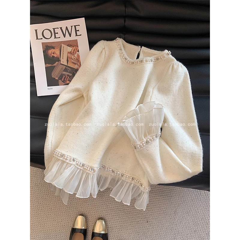Chanel-Style Heavy Beaded Round-Neck Base Shirt for Women, Autumn Plus Size, High-End Ruffled Inner Sweater Short Top Chanel-Style Heavy Beaded Round-Neck Base Shirt for Women, Autumn Plus Size, High-End Ruffled Inner Sweater Short Top