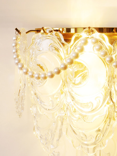 French-Style Light Luxury Crystal Wall Lamp for Living Room Background Wall, Vintage Feather Pearl Dining Room Bedroom Corridor American-Style Bedside Lamp