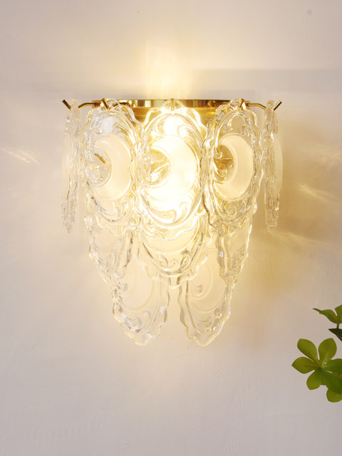 French-Style Light Luxury Crystal Wall Lamp for Living Room Background Wall, Vintage Feather Pearl Dining Room Bedroom Corridor American-Style Bedside Lamp