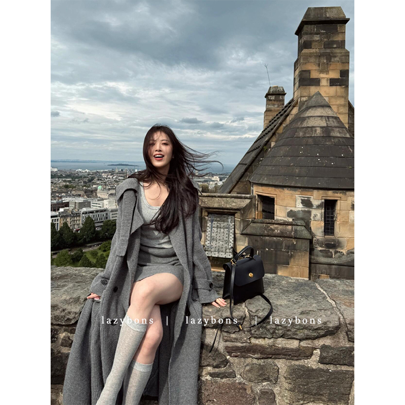 ユニークで美しい女性用早春トップス、ゆったりとした高級厚手ニットカーディガン、ゆったりとしたラペルのロングセーターコート
