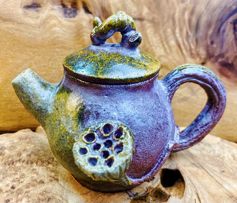 Slightly Flawed Wood-Fired Coarse Pottery from Old Rock Clay, Yunnan Pottery Clay 180C, Creative Handmade Ceramic Teapot with Colorful Glaze and Natural Glaze Finish Slightly Flawed Wood-Fired Coarse Pottery from Old Rock Clay, Yunnan Pottery Clay 180C, Creative Handmade Ceramic Teapot with Colorful Glaze and Natural Glaze Finish