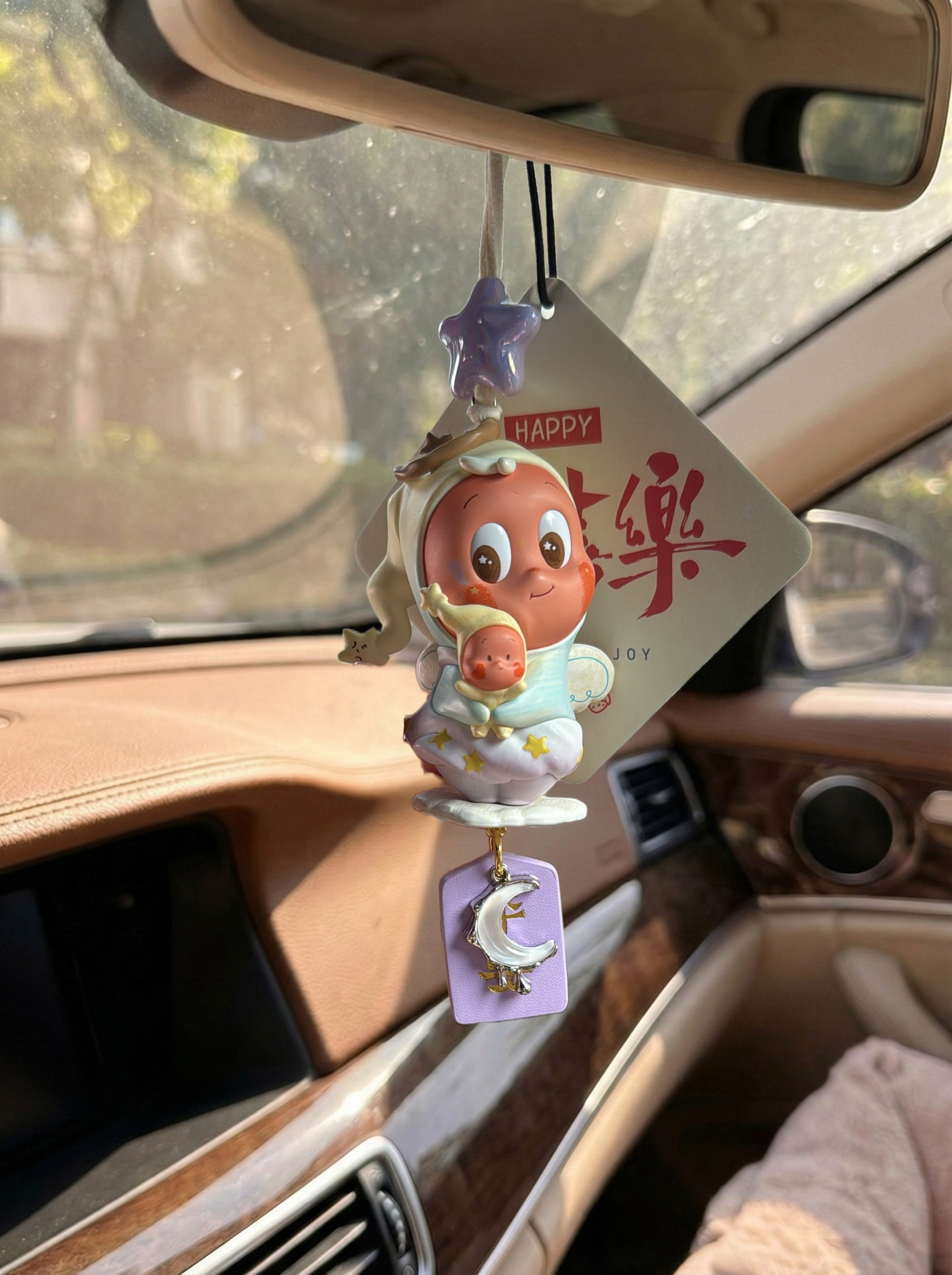 Authentic Starman Car Pendant, held in the palm of the hand, rearview mirror accessory, Pop Mart's new heart-throbbing car gift
