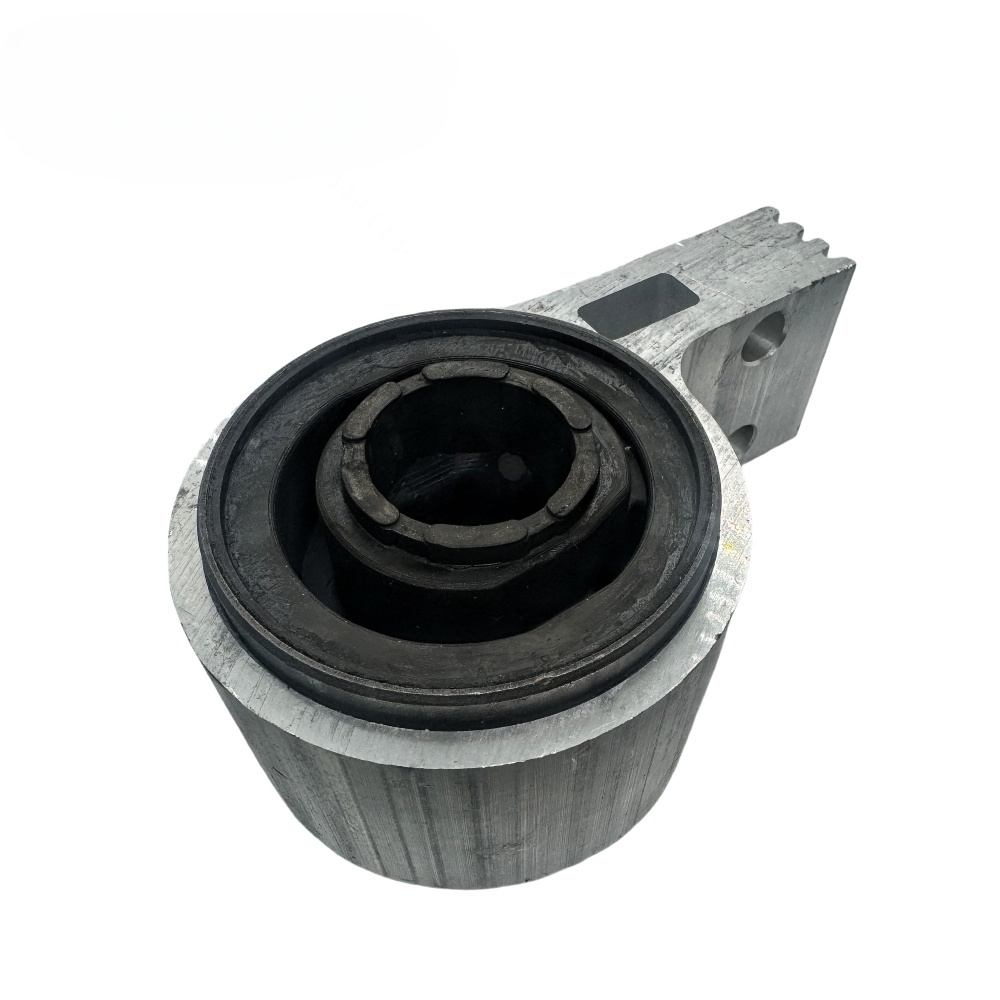 Рука рукавом 适用进口福特探险者下悬挂总成胶套下摆臂胶套前三角臂衬套下叉胶