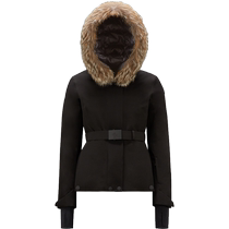 Moncler Alliance Ms Laplance to tinker with a fur collar ski jacket