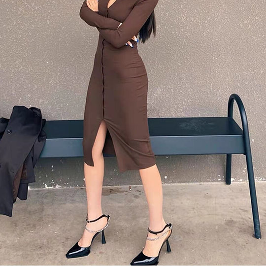 Black High-Heeled Shoes 2022 Spring Style Closed-Toe X-Chain Sandals for Women with Thin Heels and Small Square Toes, Elegant Socialite Fashion Shoes