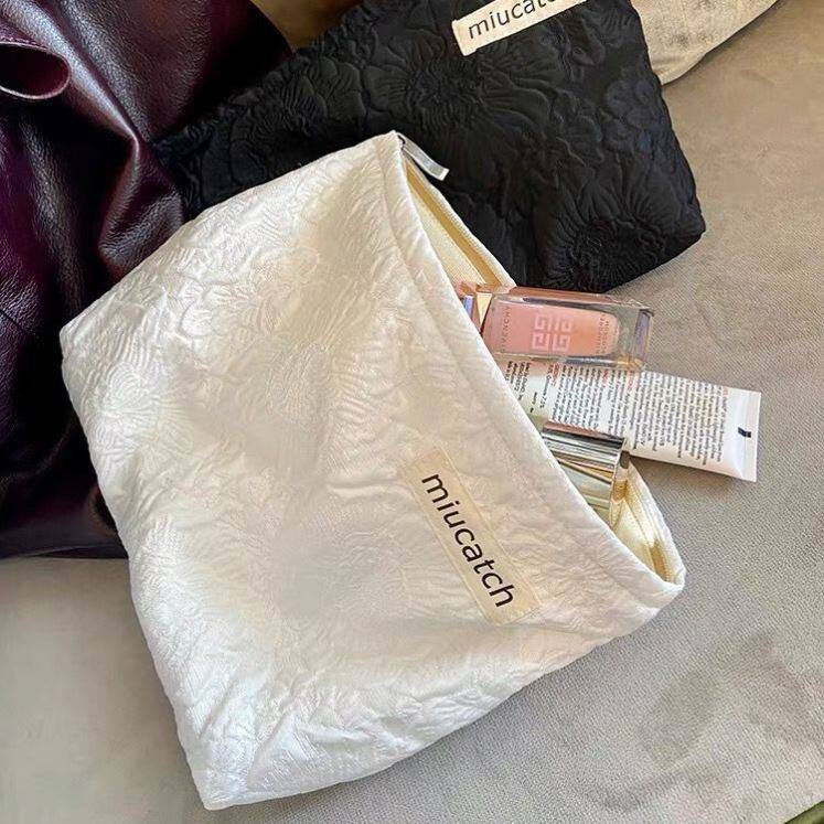 ins small fresh cosmetic bag large-capacity portable liner bag skin care product storage bag jacquard cloth certificate wash bag