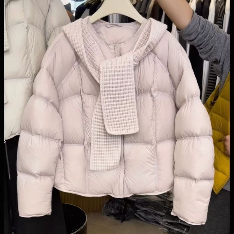 Design-Inspired Cloud Puff down Cotton Jacket for Women, 2025 Winter New Style, Loose Fit, Slimming, Petite-Sized Puffer Coat