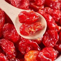 Small tomatoes dried tomatoes dried cherry tomatoes candied fruits fresh preserved fruits sweet and sour delicious office snacks