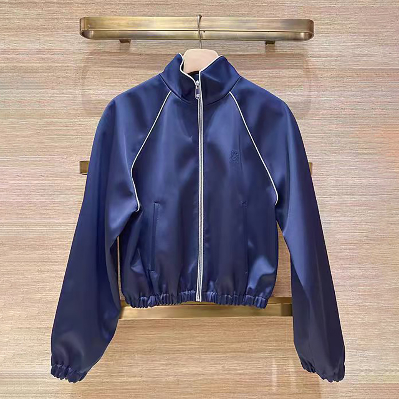 French Style Niche 2026 Early Spring Light Luxury Satin Topstitch Decorative Diagonal Pocket Stand Collar Waist-Cinching Short Jacket for Women