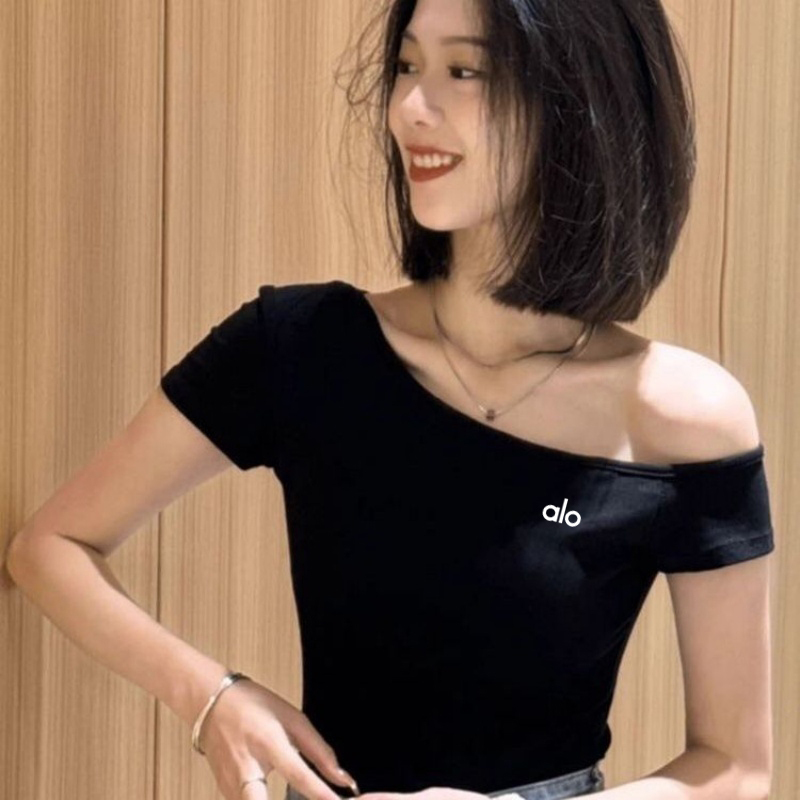Pure Cotton Black Off-Shoulder Short-Sleeve T-Shirt for Women, Summer Design, Niche, Slim Fit, Unique and Chic, Off-Shoulder Short Top