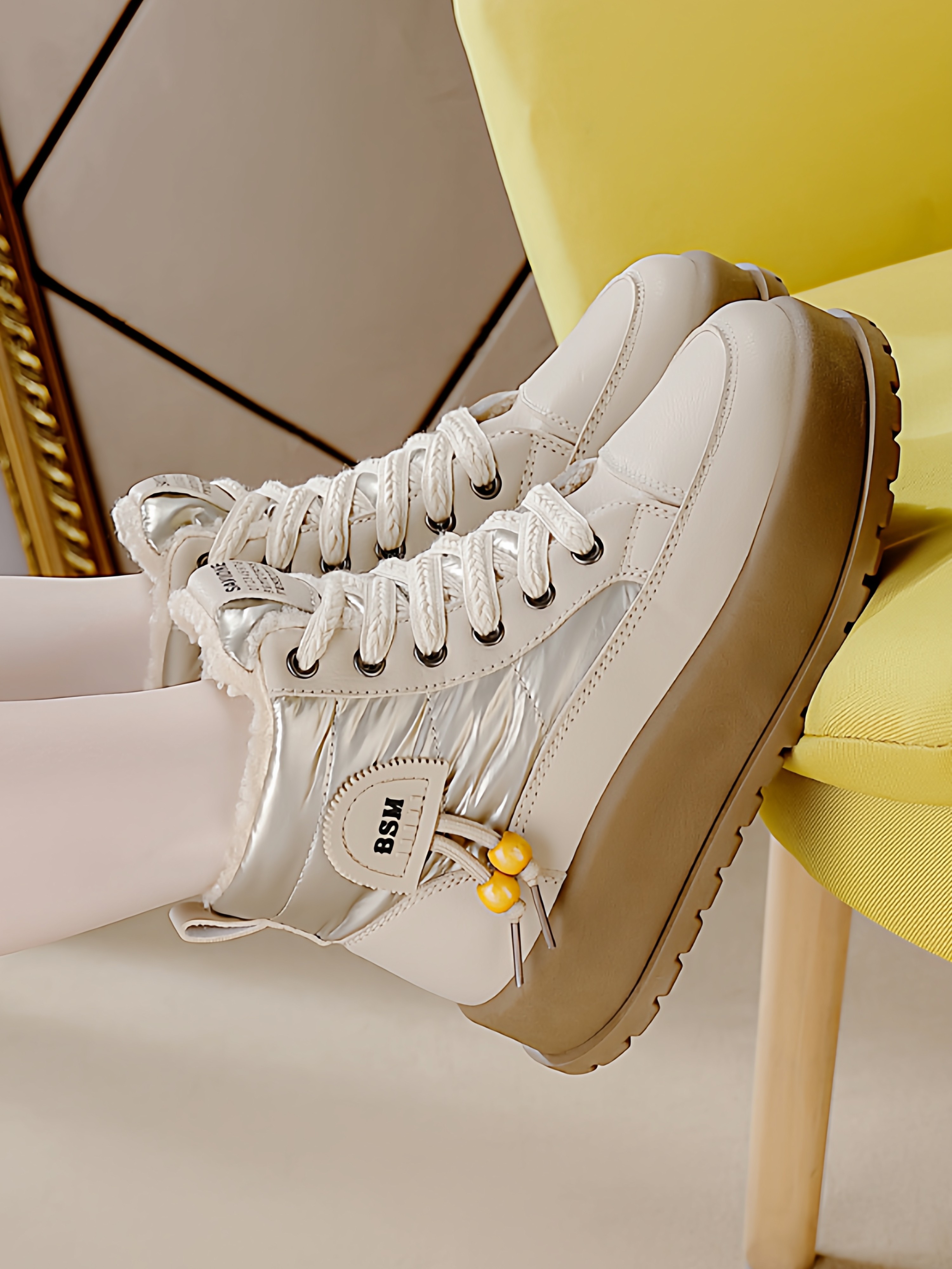 Thick-Soled Height-Increasing Lamb Wool Cotton Shoes for Women, 2025 Winter New Style, Non-Slip, Fleece-Lined, Warm Short Boots, Fashionable Snow Boots