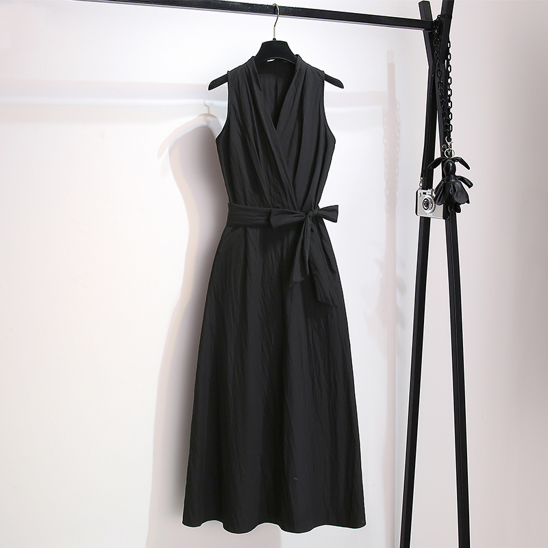 Black Cross V-Neck Sleeveless Halter Dress for Women 2026 Summer New Cinched Waist Neapolitan Dress Black Cross V-Neck Sleeveless Halter Dress for Women 2026 Summer New Cinched Waist Neapolitan Dress