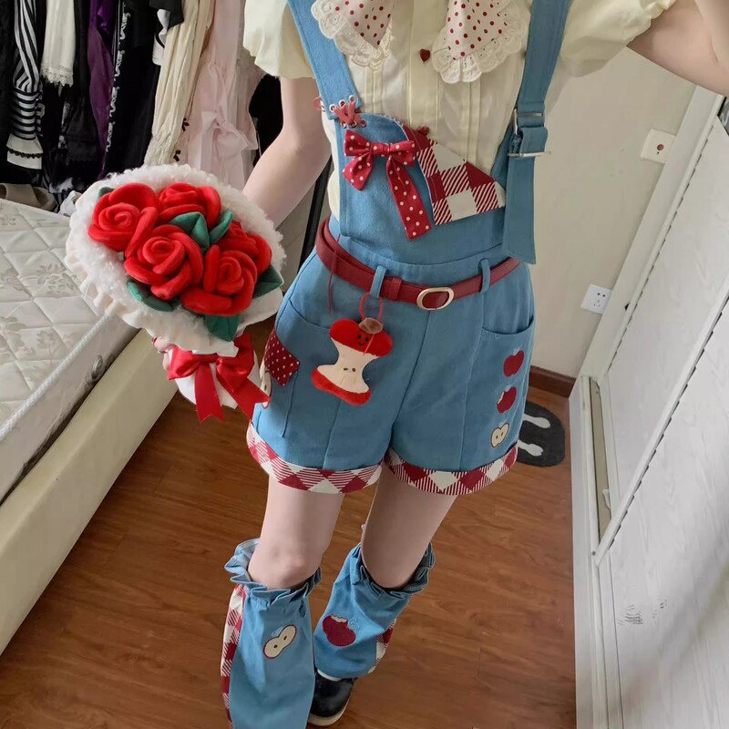 Cute Sweet Girl Dopamine Outfit for Petite Women, New Puff Sleeve Shirt with Embroidered Suspender Shorts Two-Piece Set Cute Sweet Girl Dopamine Outfit for Petite Women, New Puff Sleeve Shirt with Embroidered Suspender Shorts Two-Piece Set