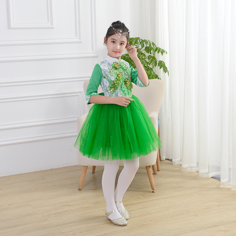 Quần áo trường tiểu học quần áo trẻ em mẫu giáo khiêu vũ tập thể Trang phục Chunxiao nam nữ đọc thơ trang phục động vật biển cho bé yêu