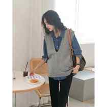 2023 Korean college style ~ maternity wear spring and autumn retro V-neck sweater vest knitted vest top denim shirt