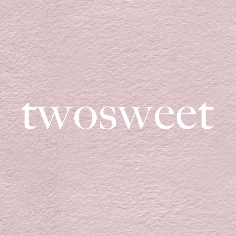 twosweet旗舰店的LOGO