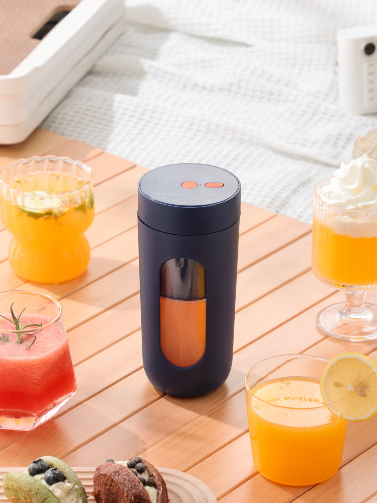 German Ostmars Juice Cup Large Capacity Wireless Portable Juicer Multifunctional Fresh Juice