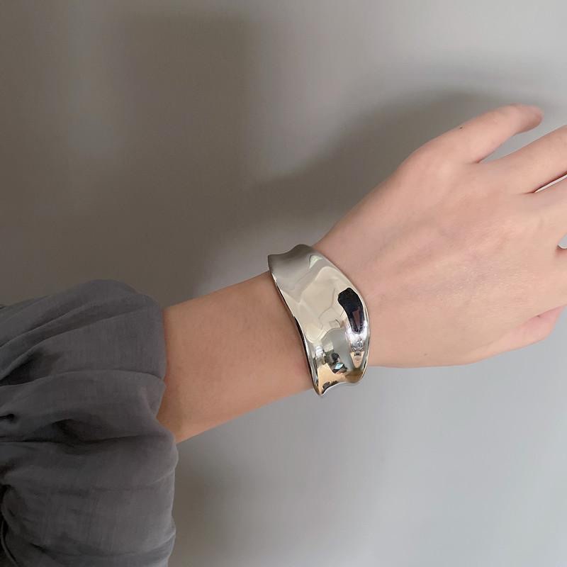 Japanese-Style Silver Wide Open Bracelet