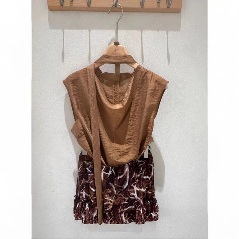 Viea.Ing Women's Clothing 2026 New Orange Ribbon Swing Collar Sleeveless Top W382442