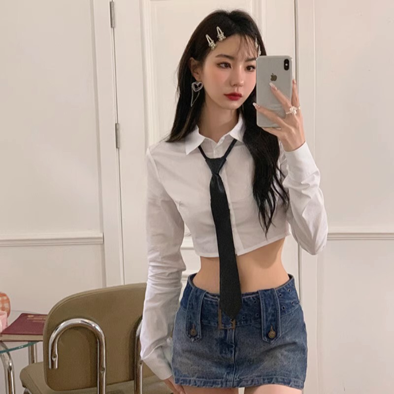 Purely Sensual Hot Girl Crop Top with Waist-Cinching White Long-Sleeve Shirt, Designer Niche Slim-Fit Tie Shirt for Women, Short Style Purely Sensual Hot Girl Crop Top with Waist-Cinching White Long-Sleeve Shirt, Designer Niche Slim-Fit Tie Shirt for Women, Short Style