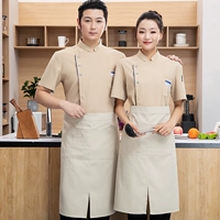 Карманный стиль – коричневый топ с короткими рукавами + фартук.