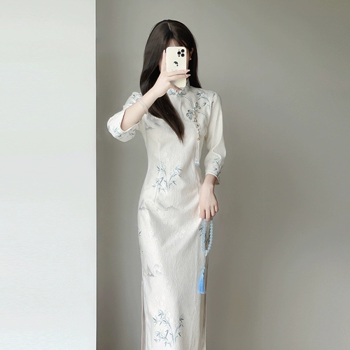 汀玥苓 Элитное легкое летнее ципао, яркий броский стиль, облегающий крой, китайский стиль