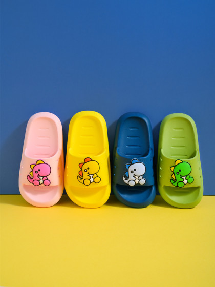 儿童拖鞋夏男女宝宝中大童小孩居家洗澡外穿防滑软底卡通恐龙凉拖