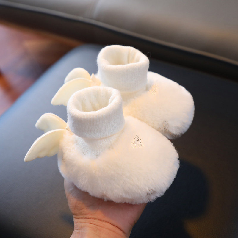 Baby plush shoes and socks flooring socks 0 male and female baby birth 6 December Shoes shoes shoes shoes winter 3