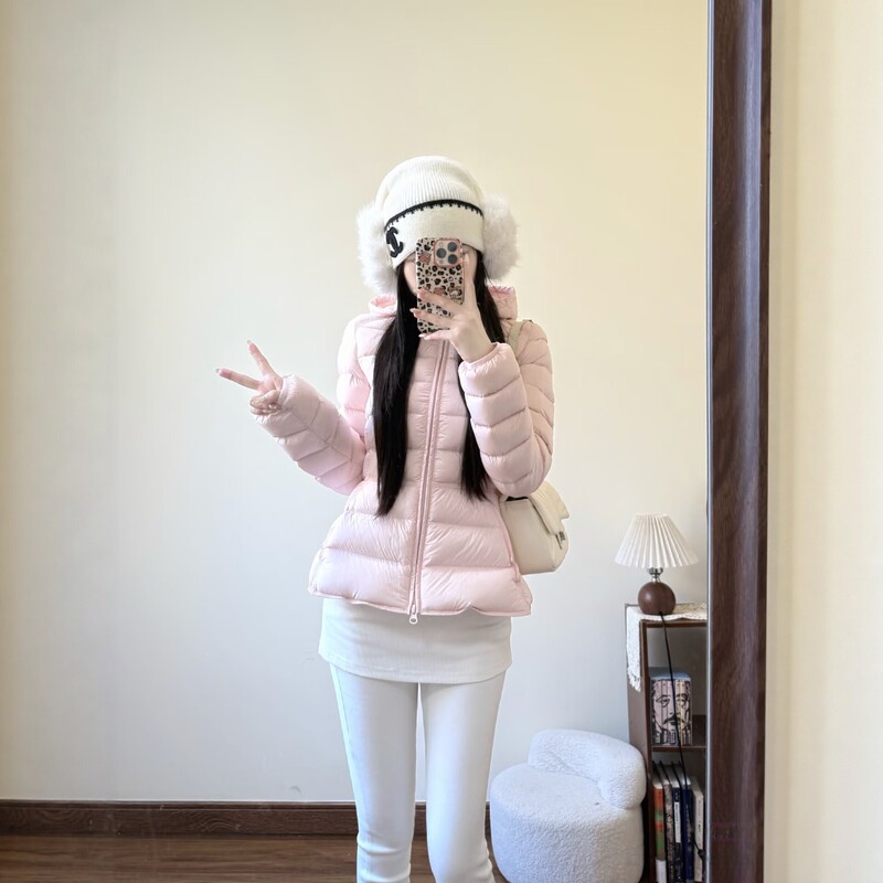 Popular 90% White Duck down Ribbed Short down Jacket for Women, Waist-Cinching, Slimming, Versatile, 2026 New Model down Jacket Coat