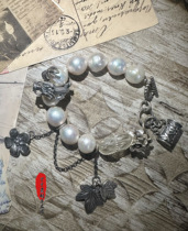 Original design bracelet. The actual product in the live broadcast room shall prevail.