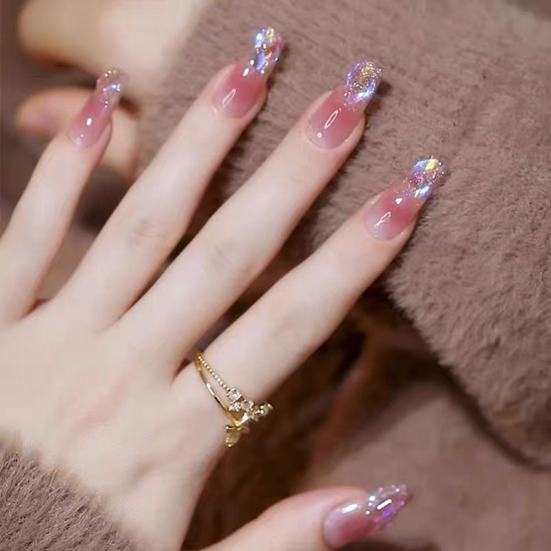 Wen Jingling's Handmade Nail Art Finished Products with Sparkling Crushed Diamonds and Aurora Diamonds, Wearable Nails for Brides and Pregnant Women, Nail Art Finished Patches