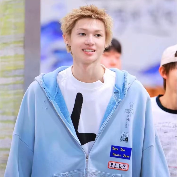 【Cortis Martin Same Style】Palyhollywood Rhinestone Washed Blue Zipper Distressed Hoodie