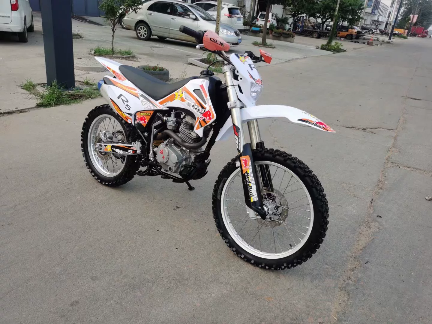 Вторичные б/у вне дороги высокий гонки Huayang T4 мотоцикл Poser 250cc Zongshen Cheetah Athletic CQR Magic Ji 10