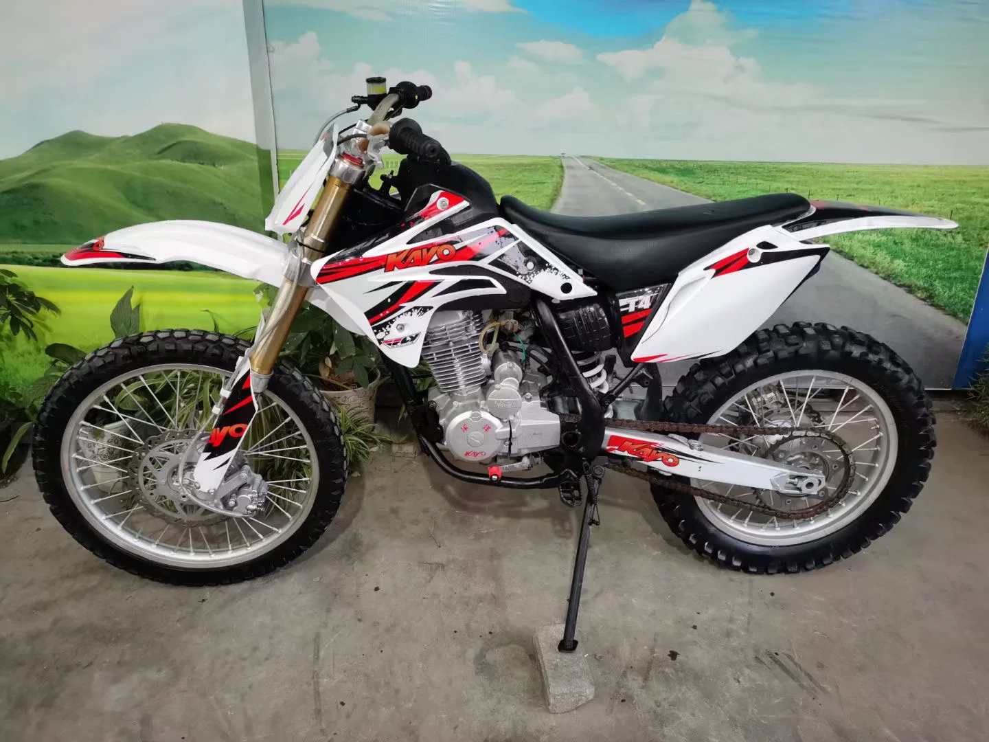 Вторичные б/у вне дороги высокий гонки Huayang T4 мотоцикл Poser 250cc Zongshen Cheetah Athletic CQR Magic Ji 10
