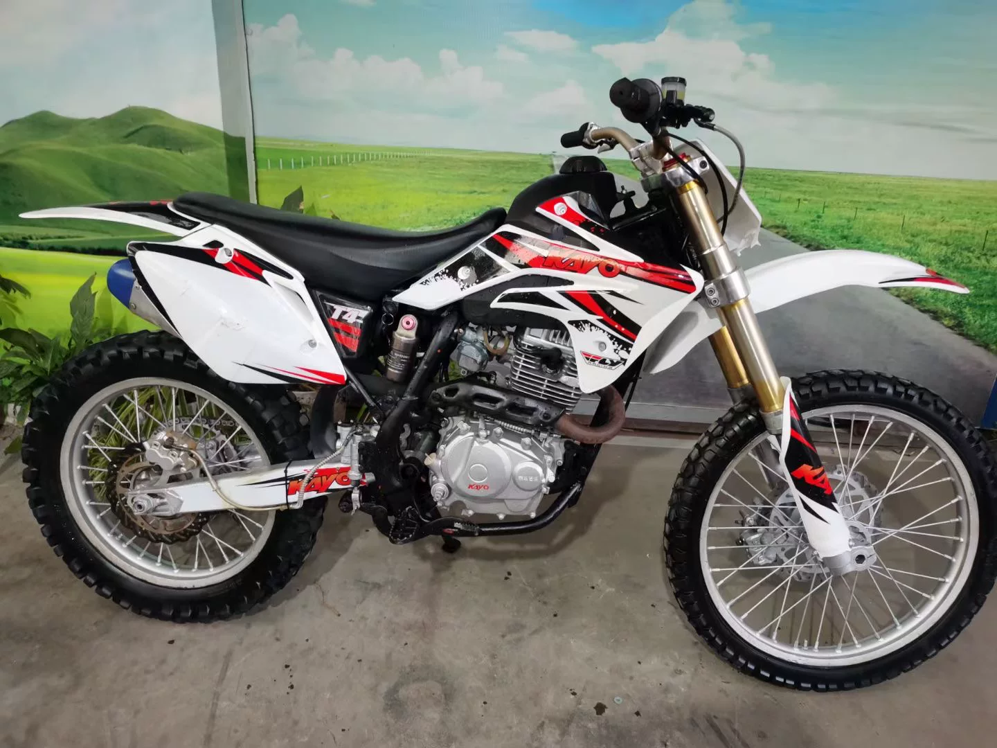 Вторичные б/у вне дороги высокий гонки Huayang T4 мотоцикл Poser 250cc Zongshen Cheetah Athletic CQR Magic Ji 10