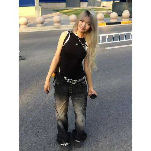 Ретро летняя черная приталенная спортивная майка топ без рукавов, в американском стиле, эффект подтяжки