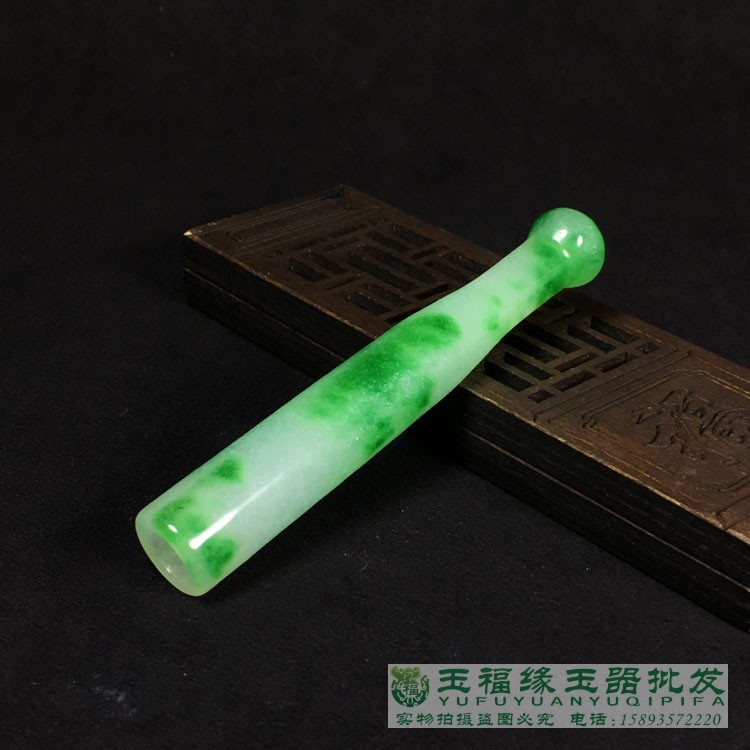 Antique miscellaneous antique old jade cigarette holder cigarette holder ice glutinous species floating sun green jade cigarette holder antique jade cigarette holder