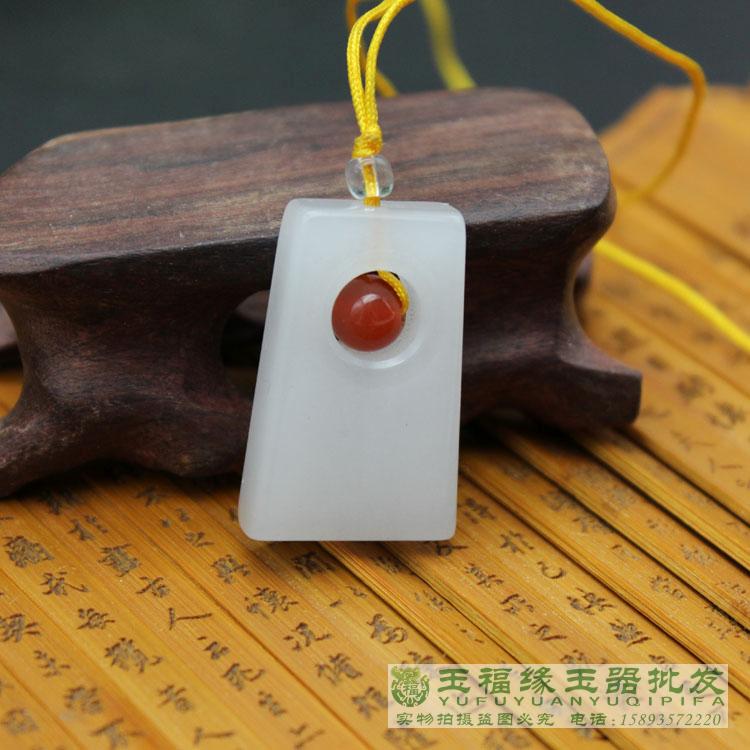 Natural Xinjiang white jade Kangwashi pendant Quartz stone jade brand pendant jade jade jade pendant wholesale