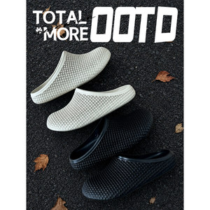 Rcsq Commuting Waterproof Birkenstock-Style Clogs for Men, Outdoor Slip-On Mules, 3D Closed-Toe Slippers for Couples