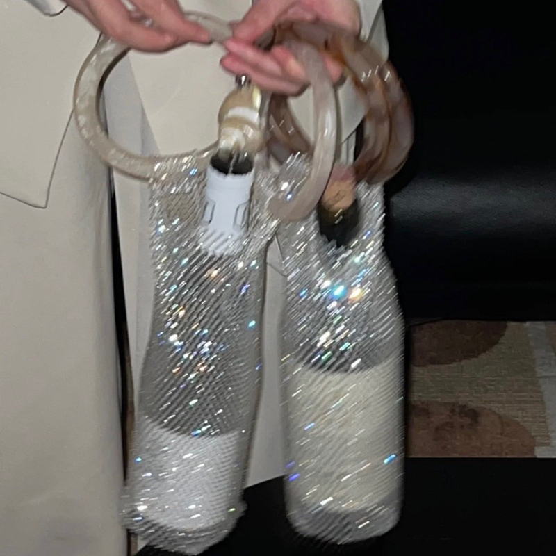 [Gifts with Style] Red Wine Bottle Gift Bag, Rhinestone Handbag, High-End Birthday Gift for Leaders