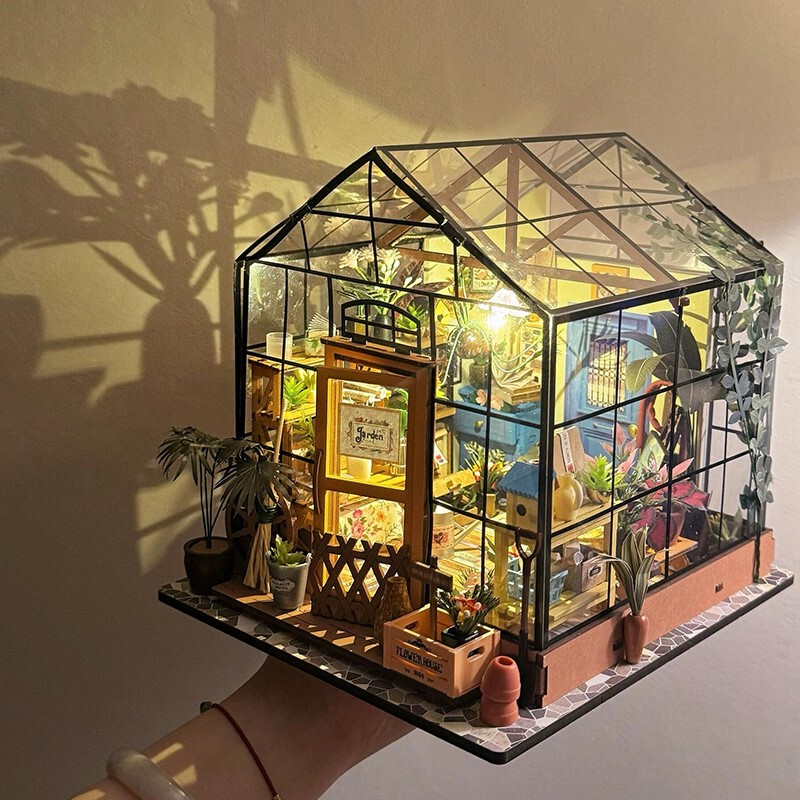 DIY Handmade Cabin Wooden Assembly Model 3D Stereo Puzzle Cassie Flower House House Art House Zhiquwu