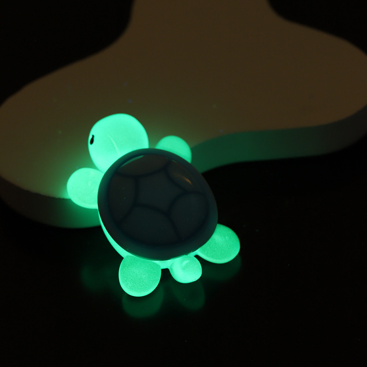 夜光乌龟盲盒爆火出圈！抽到发光小神兽还能当床头灯？这波真的离谱又上头！_潮玩盲盒_淘宝游戏网