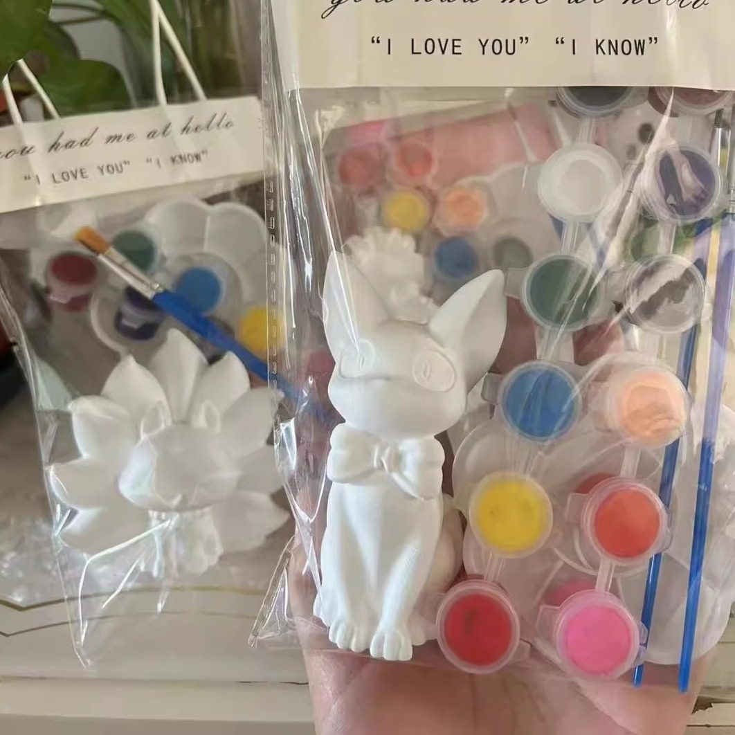 3D Plaster Dolls DIY Hand-Painted 3D Graffiti Wholesale for Stall Sales Student Reward Gifts