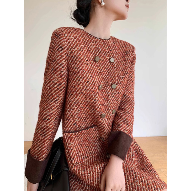 Chanel-Style Tweed Winter Dress for Women 2026 New Model, Gentle and High-End, Thickened Wool Straight Short Dress for Autumn Chanel-Style Tweed Winter Dress for Women 2026 New Model, Gentle and High-End, Thickened Wool Straight Short Dress for Autumn