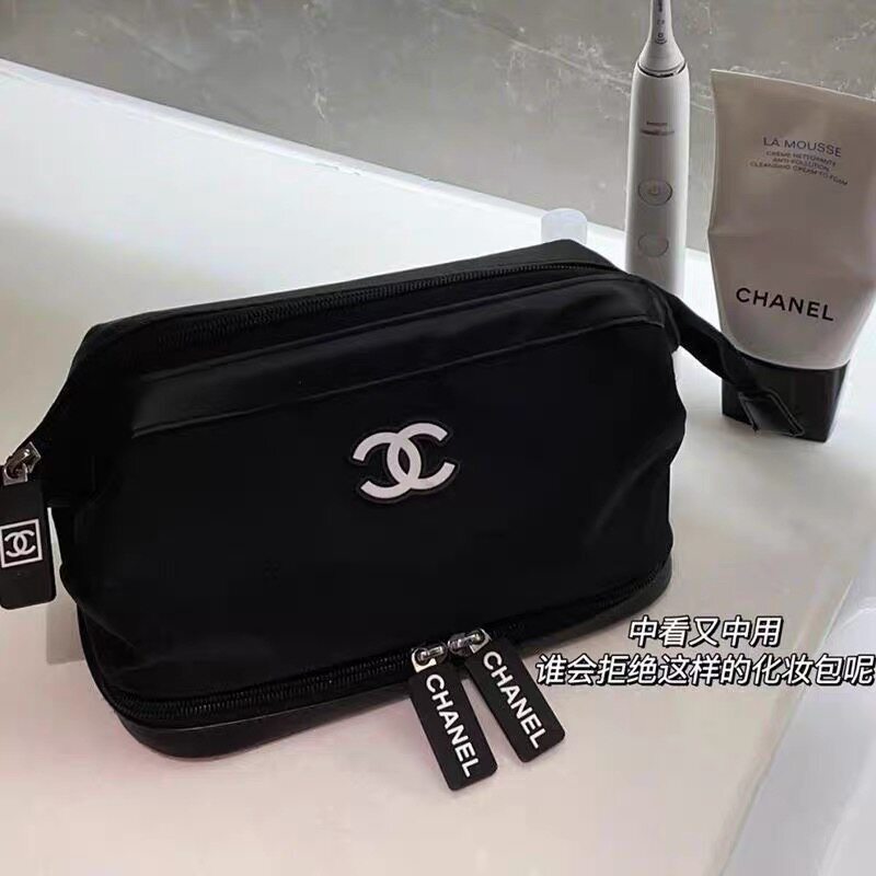 [in Stock] Chanel Counter Gift Black Travel Clutch Toiletry Bag Simple Makeup Bag