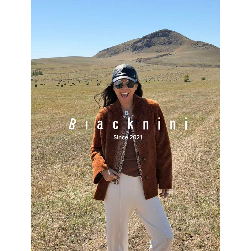 Blacknini's "Orange Thoughts in My Mind" Spanish Ladoma Largone Fur Integrated Reversible Stand-Up Collar Jacket Blacknini's "Orange Thoughts in My Mind" Spanish Ladoma Largone Fur Integrated Reversible Stand-Up Collar Jacket