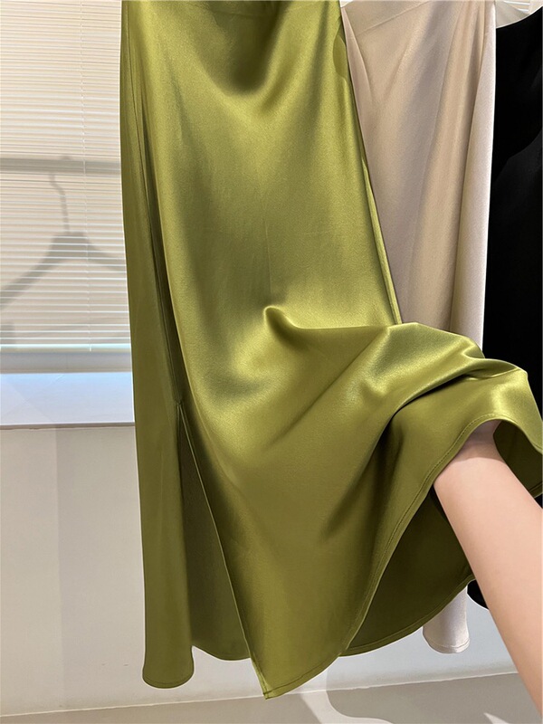 Green Pearlescent Satin Acetate Skirt for Women, Summer High-End Drapey Mid-Length Over-The-Knee Slit Hip-Hugging Skirt