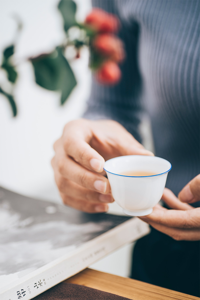 Jingdezhen porcelain sample tea cup kung fu master cup single CPU thin foetus ceramic cups manual small personal tea cup