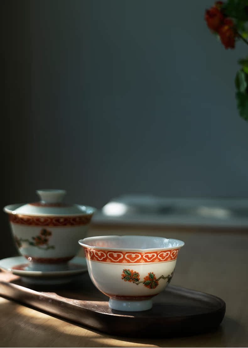 Made in jingdezhen ceramic cups manual hand - Made flowers expressions using the sample tea cup kung fu ancient Mosaic gold laurel masters cup